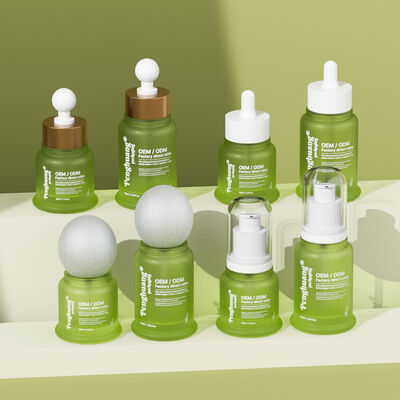 Butelka serum z olejkiem esencjonalnym z nadrukiem hot stamping, oferująca stylowe opakowanie kosmetyczne i atrakcyjność dla produktów do pielęgnacji skóry