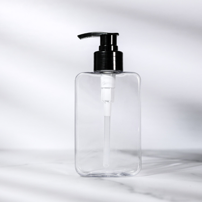 Prostokątna butelka PET o pojemności 200 ml z pompką do balsamu Dostosowany kolor