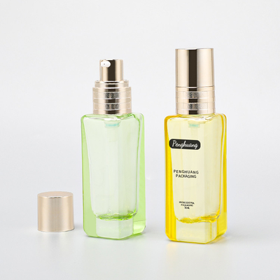 30 ml szklana butelka z pompką do balsamu Kwadratowe opakowanie do pielęgnacji skóry Kosmetyczne opakowanie serum