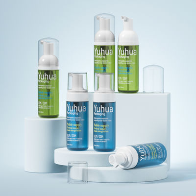 Płytka z pompą do prysznica z żelu piankowego Bezpłatne butelki mogą być dostarczane Projektowanie odporne na wycieki Łatwe do ponownego napełniania pojemnik Idealny do łazienki i podróży